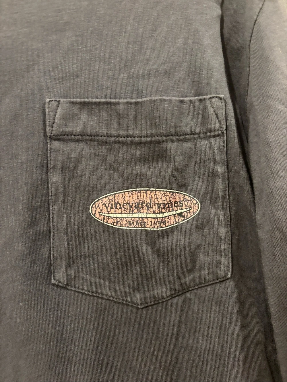 Vineyard Vines Navy Blue Long Sleeve T-Shirt Distressed Surfboard Men’s Small